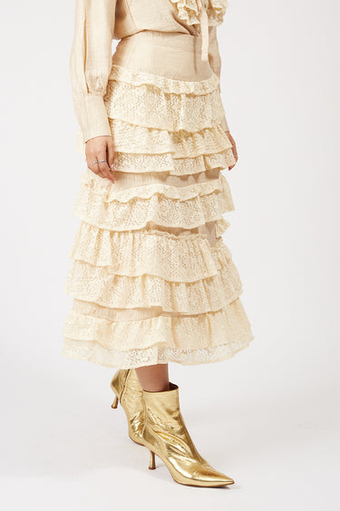 חצאית שכבות עם תחרה