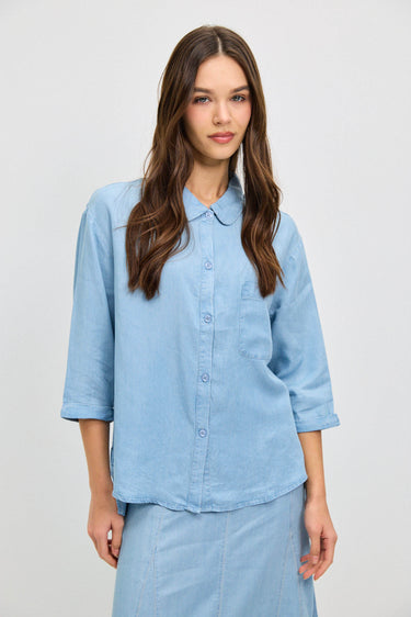 חולצה מכופתרת טנסל גינס LIGHT DENIM