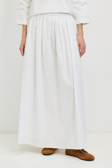 חצאית עם קפלונים במותן WHITE