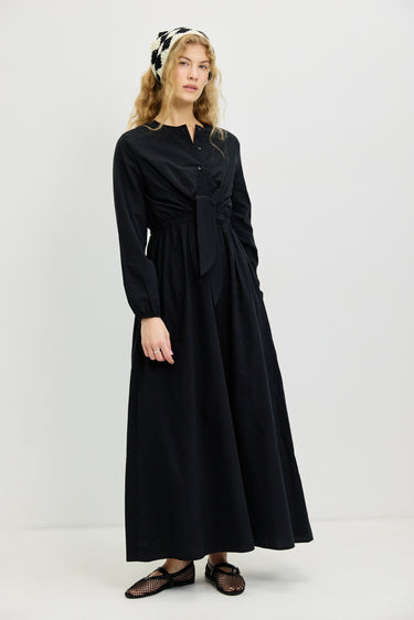 שמלה עם גומי וקשירה במותן BLACK