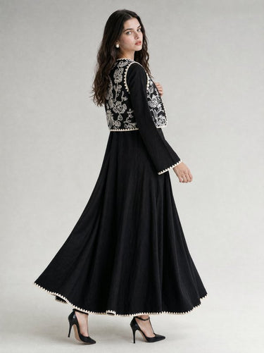 שמלה אלגנטית קצוות רקומות BLACK
