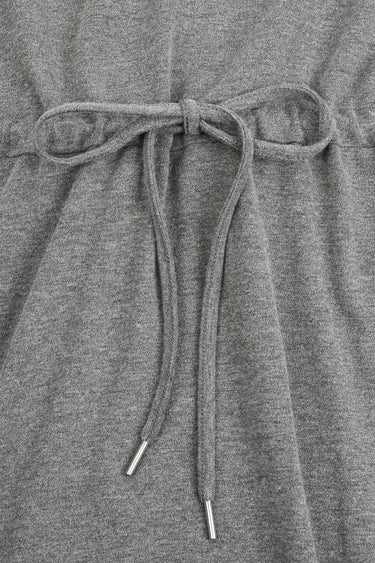 שמלה עם כיווץ במותן GREY