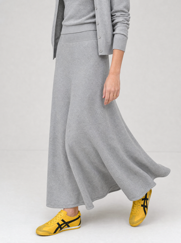 חצאית סריג גזרת A LIGHT GRAY