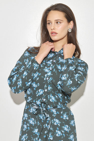 טופ פרחים עם קשירה BLACK - BLUE