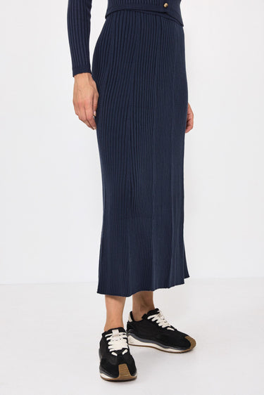 חצאית חלקים מקסי סריג